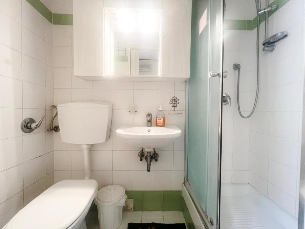 B&B Vaticanrooms Рим Экстерьер фото