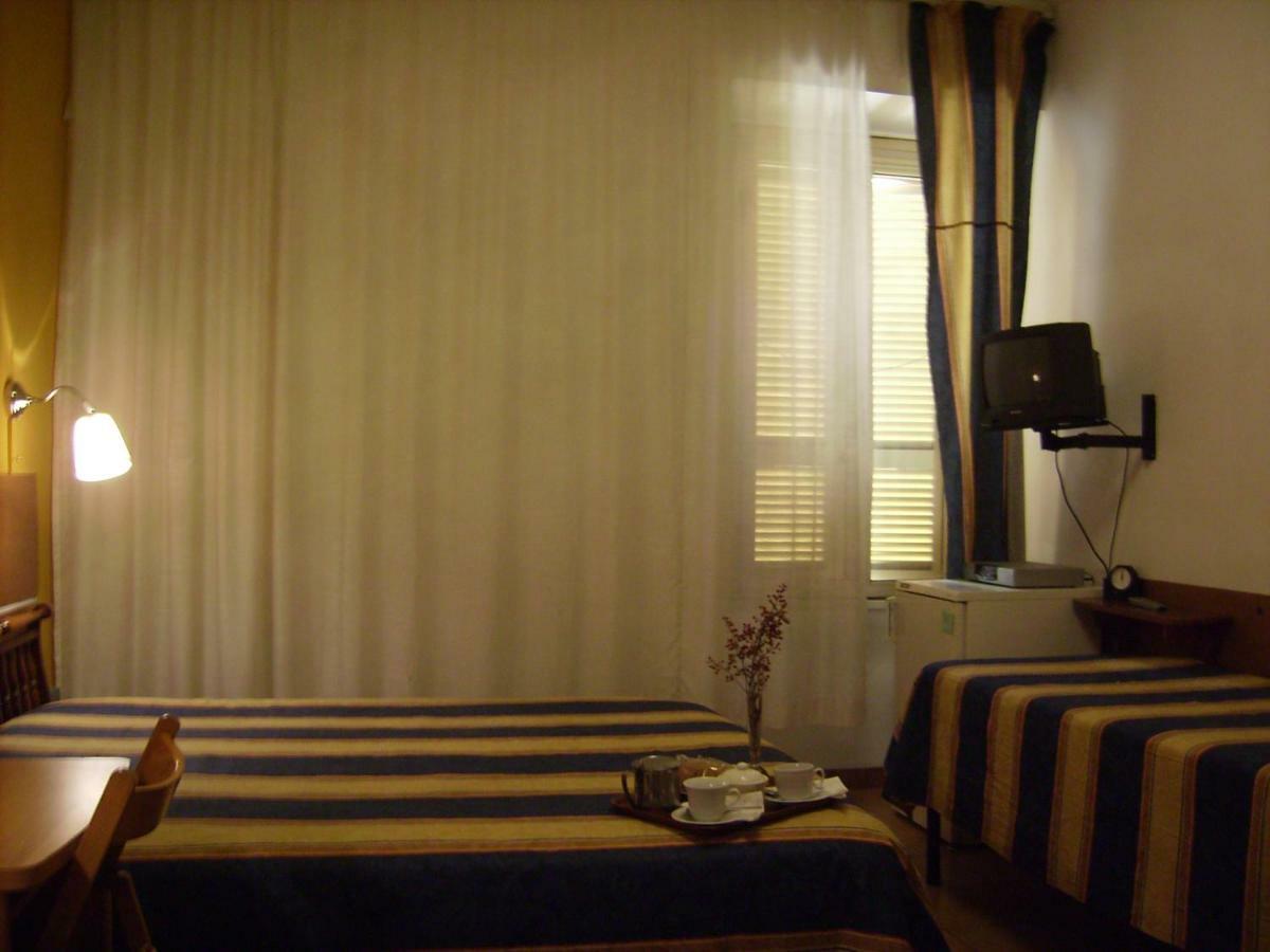 B&B Vaticanrooms Рим Экстерьер фото